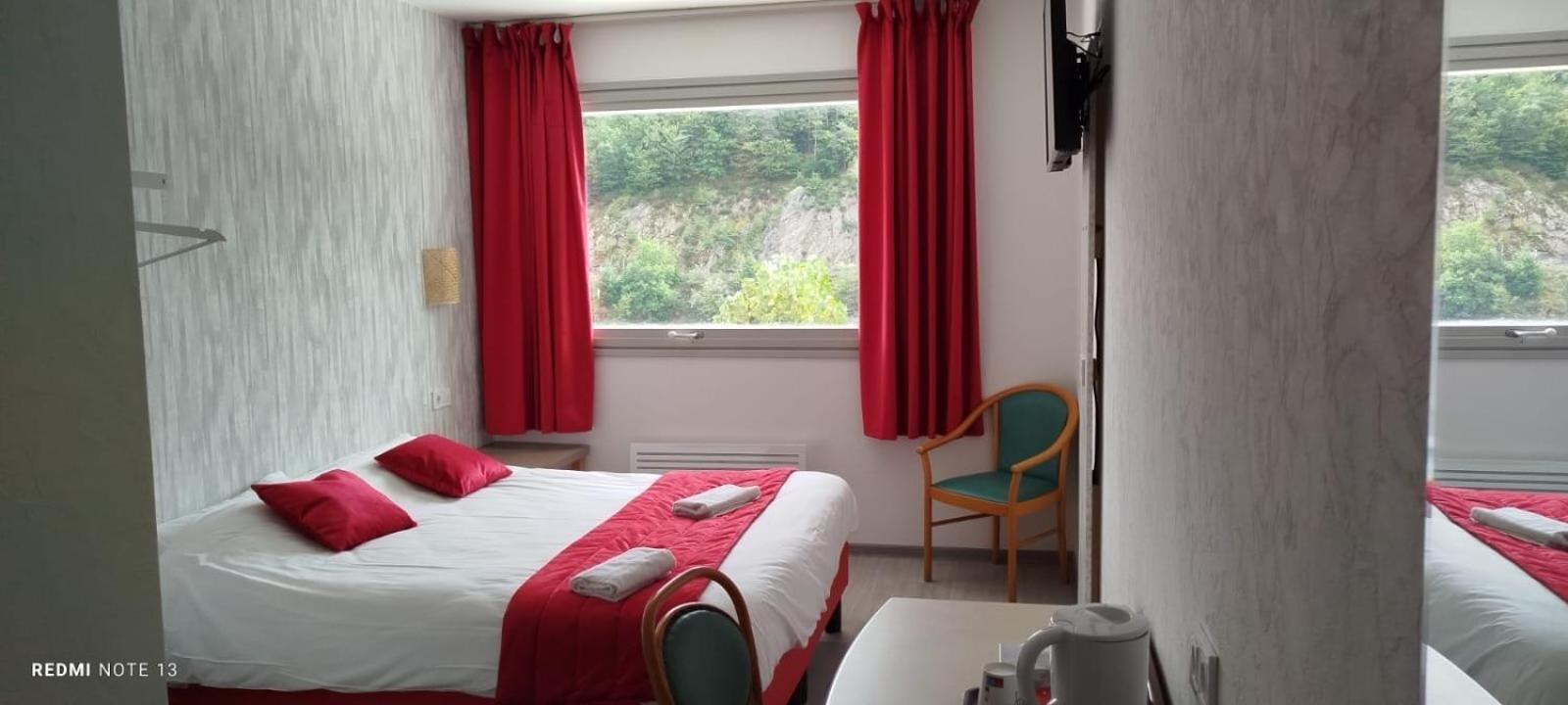 Garabit Hotel Anglards de Saint Flour Exterior photo